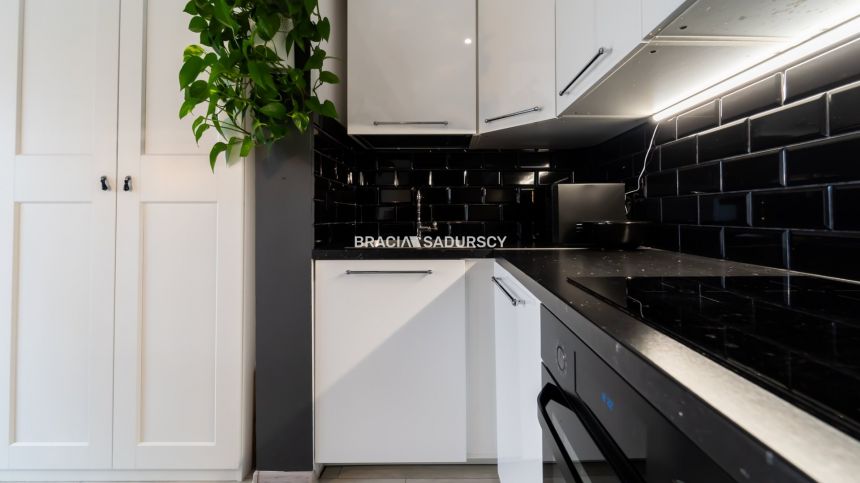 Kraków Bronowice, 1 490 000 zł, 150 m2, aneks kuchenny połączony z jadalnią miniaturka 18