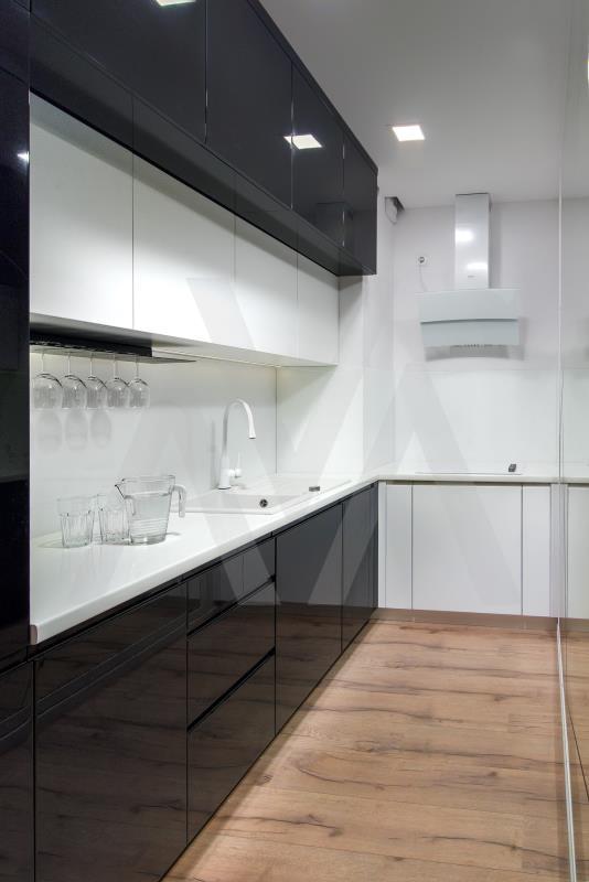 Apartament z miejscem postojowym miniaturka 6