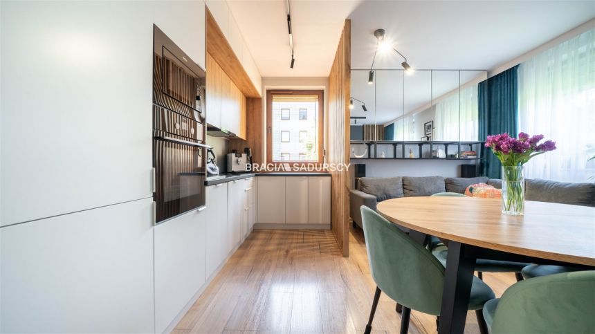 3 pokoje, balkon, wysoki standard, klimatyzacja miniaturka 19