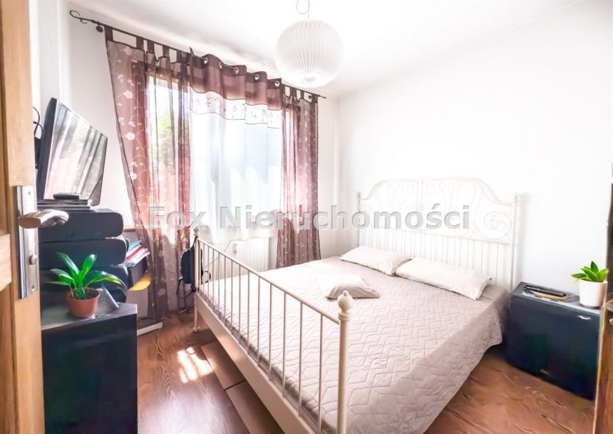 Nowa cena! 3 pokoje z dużym balkonem - niski blok miniaturka 10