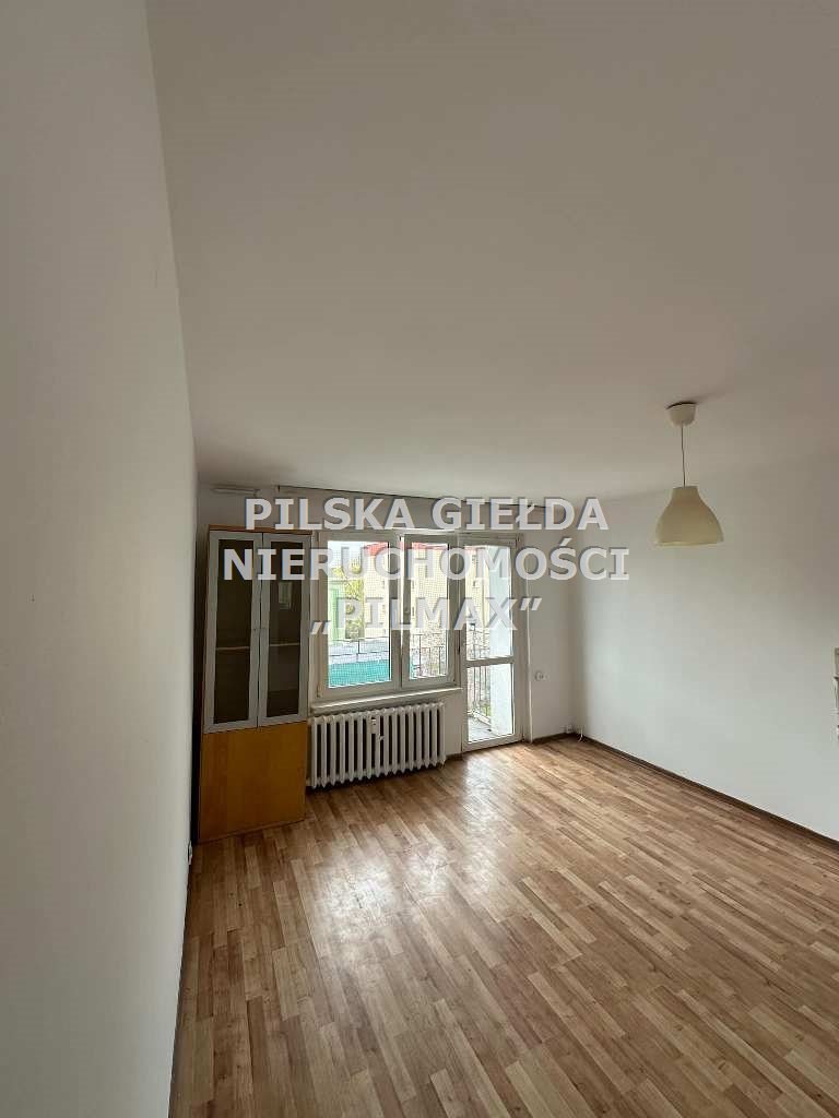 Piła Śródmieście, 239 000 zł, 34 m2, aneks kuchenny połączony z salonem - zdjęcie 1