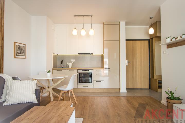 Warszawa, 3 200 zł, 38 m2, z garażem podziemnym miniaturka 4