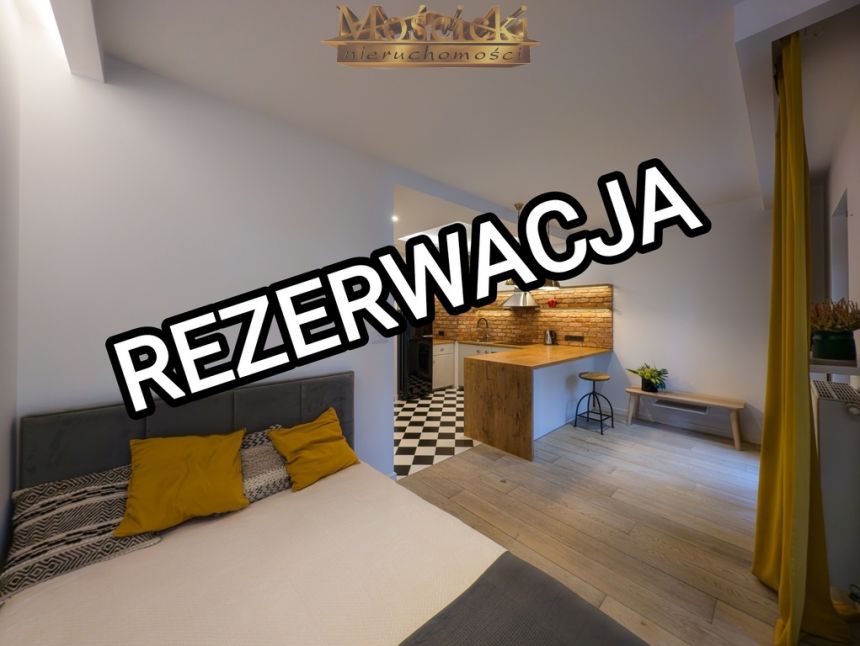 Urocza kawalerka w Miasteczku Wilanów - zdjęcie 1