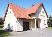 Wolnostojący w pięknym ogrodzie miniaturka 5