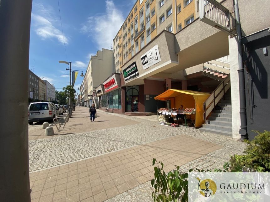 Lokal w Centrum Gdyni - ul. Świętojańska ! - zdjęcie 1