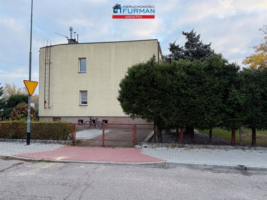 Dom w Pile na Osiedlu Górnym, skrajny szereg miniaturka 21