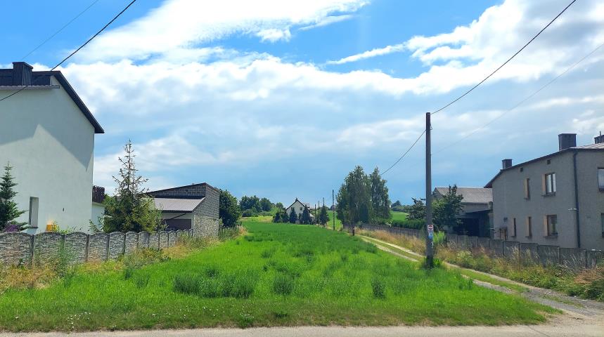 Dwie działki budowlane w cenie jednej - zdjęcie 1