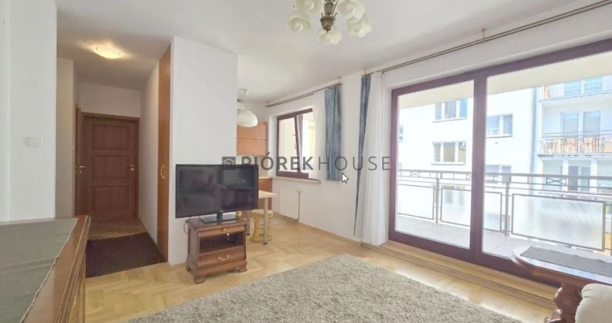 2 pokojowe mieszkanie  ul. Wspólna Śródmieście miniaturka 10