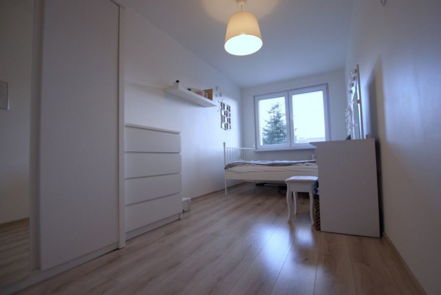3 pokoje, osobna kuchnia, BALKON, PARKING, KSM miniaturka 4