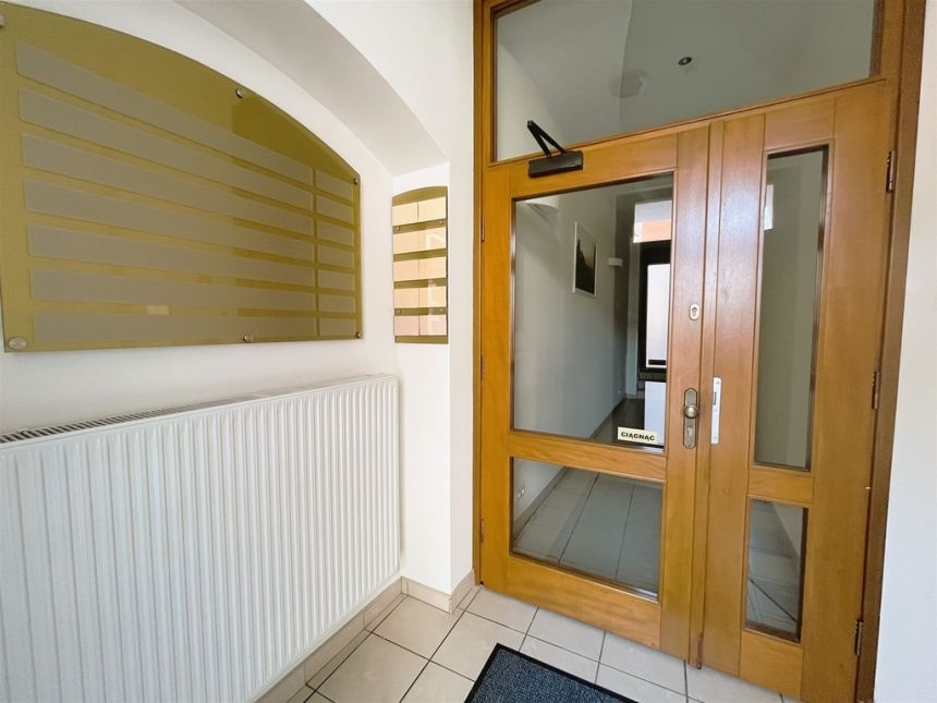 Wynajem Lokal użytk.usług.-biurowy 67 m2. Centrum miniaturka 9