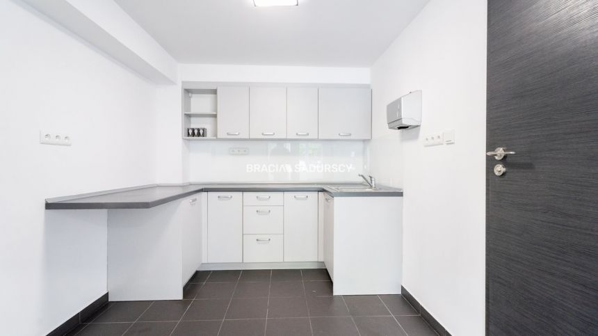Nowy lokal 186 m² na parterze – Aleja Pokoju miniaturka 19