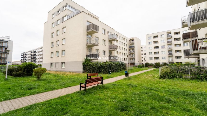 2 pok. mieszkanie, ul. Myśliwska, 39 m2 miniaturka 20