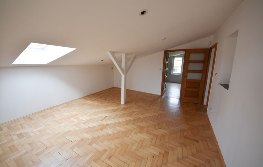 Dom wolnostojący Opole Grudzice 230m2, działka 8ar miniaturka 11