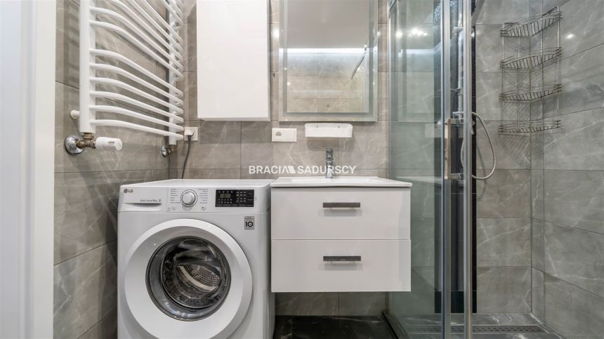 Jasna kawalerka z dużym balkonem – Nowa Huta miniaturka 23