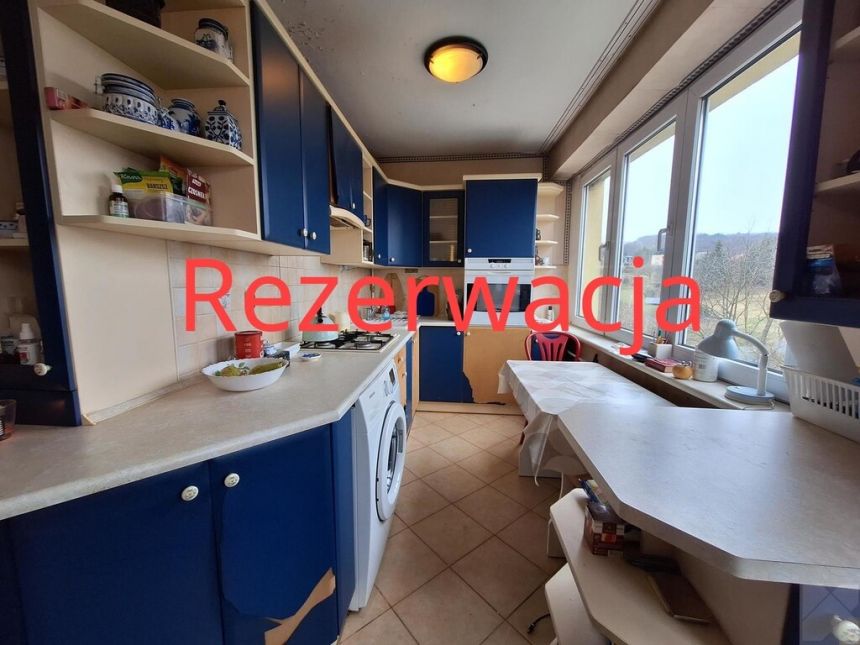 Przestrzenne mieszkanie na Os. Kazanów - zdjęcie 1
