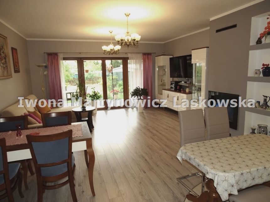 Gustowny apartament, parter, 3 pokoje,garaż, Obora miniaturka 5