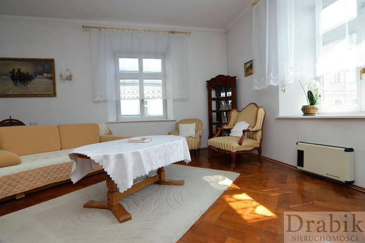Unikalny apartament w sercu Krakowa - zdjęcie 1