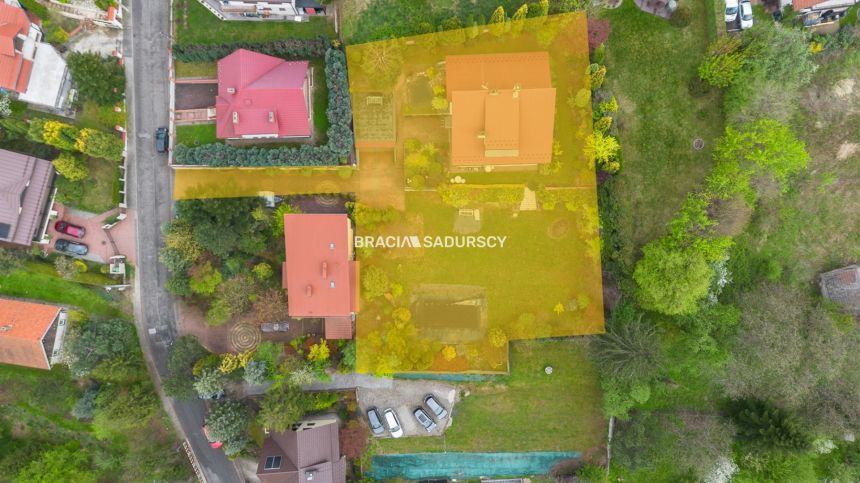 Atrakcyjny dom z działką 1760m2 w Bochni miniaturka 4