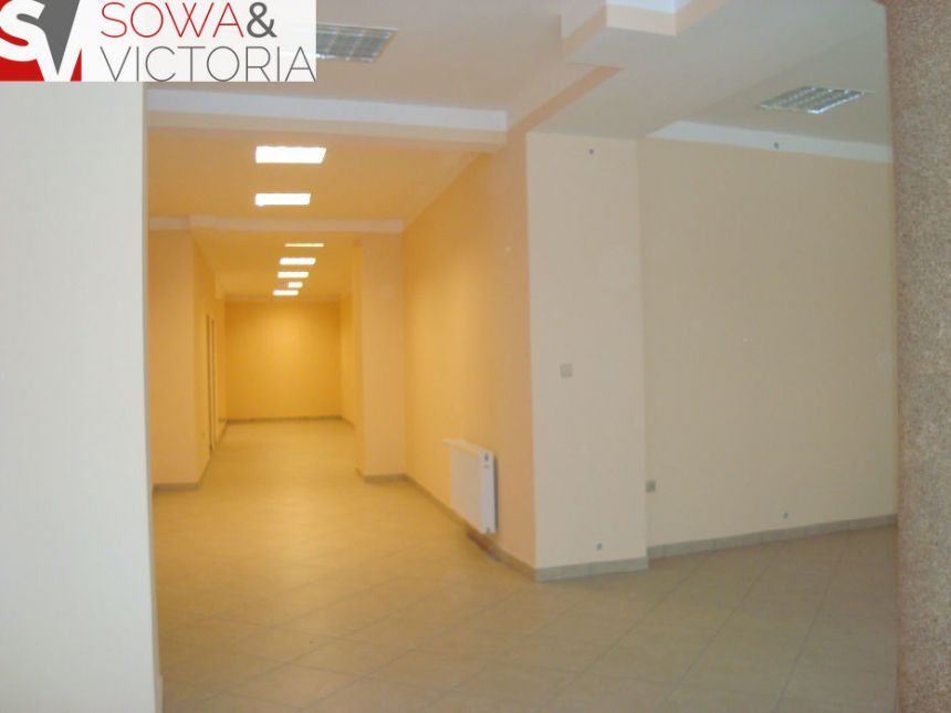 Lokal po remoncie w ścisłym centrum Wałbrzycha miniaturka 2