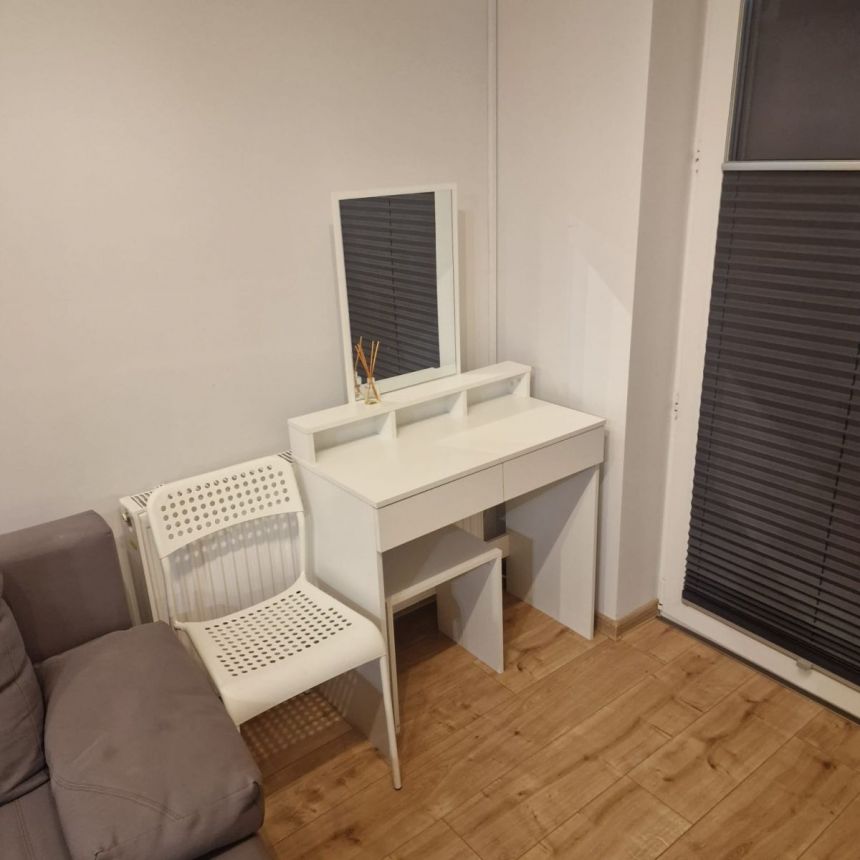 Wieliczka, 2 400 zł, 35 m2, M2 miniaturka 5