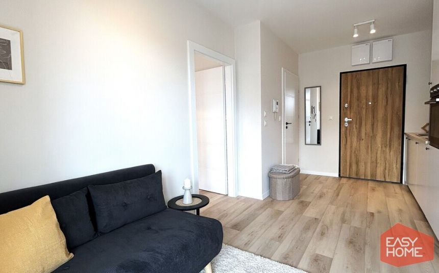 Piękne, umeblowane, balkon, winda, piwnica miniaturka 13