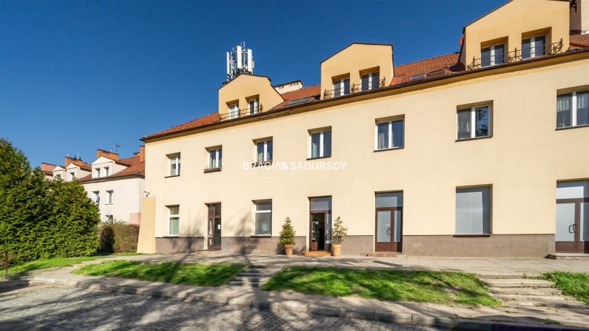Parter, front, witryna. Dowolna działalność. - zdjęcie 1