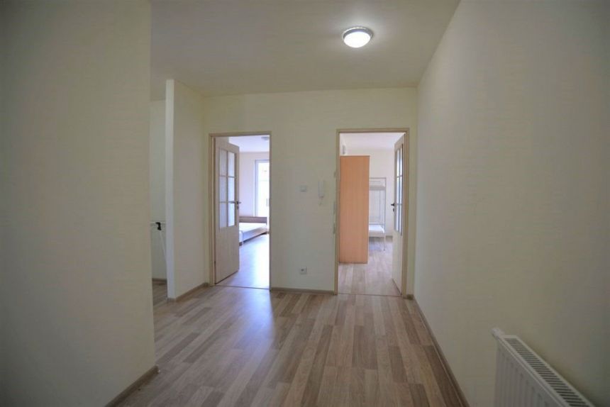 Mieszkanie dla firm 100 m2, 3 pokoje, Szydłowek miniaturka 10