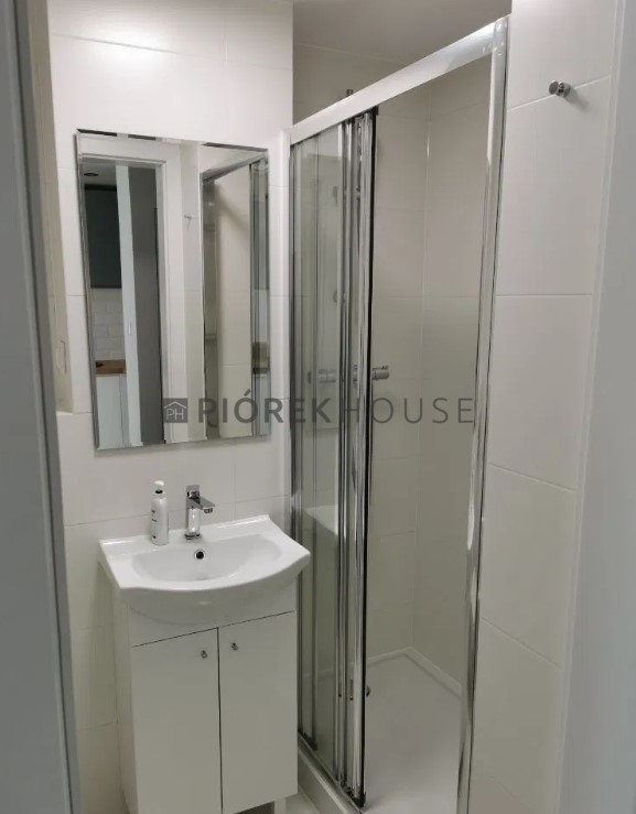 1  pokojowe mieszkanie  ul. Bagno Śródmieście miniaturka 5