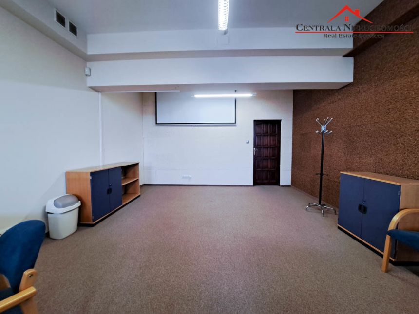 Lokal biurowo, usługowe, 39 m2, parking miniaturka 2