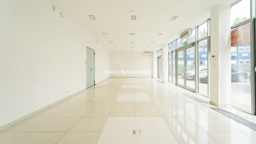 Nowy lokal 186 m² na parterze – Aleja Pokoju miniaturka 2