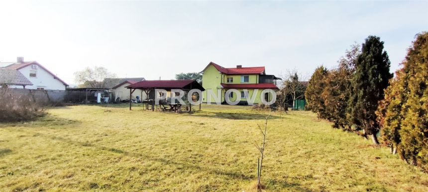 Dom z budynkami i ogrodem w Szczecinie Prawobrzeże - zdjęcie 1