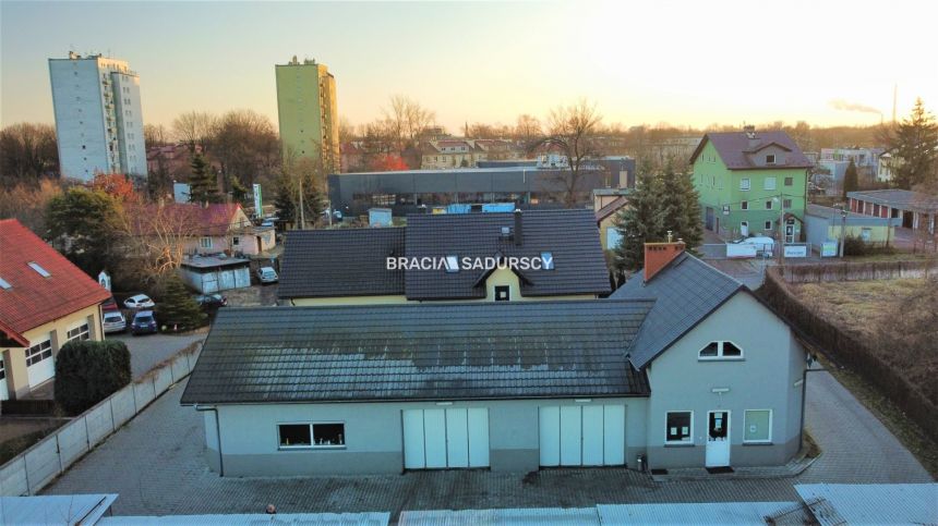 Budynek usługowy z zapleczem biurowym! Nowa Huta miniaturka 2