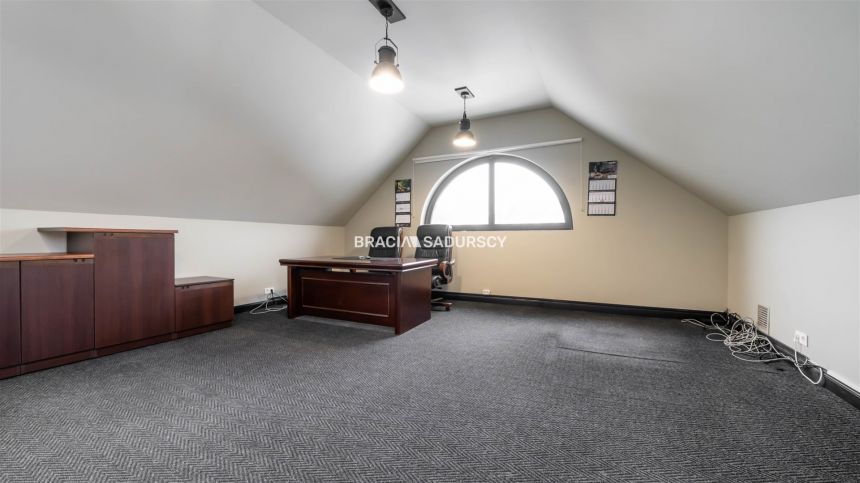 Lokal użytkowy- 340m2, rejon ul. Zakopiańskiej miniaturka 45