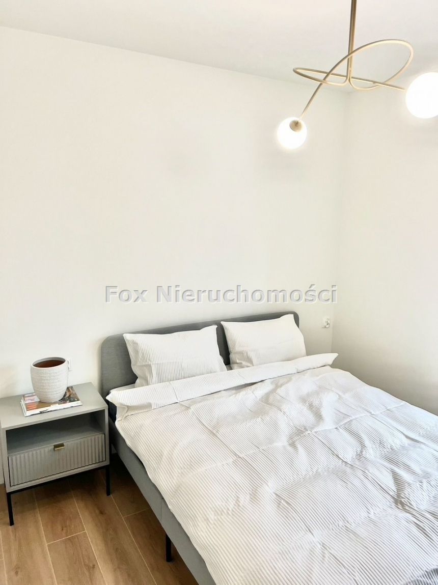 Stylowe 3 pokoje w nowoczesnym apartamentowcu miniaturka 10