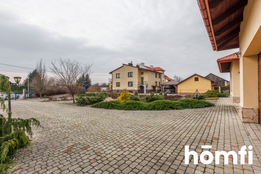 Przestronny, świetnie zlokalizowany dom na wynajem miniaturka 11