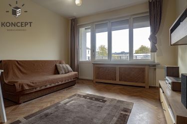 Rozkładowe, 2 pokoje w ścisłym centrum