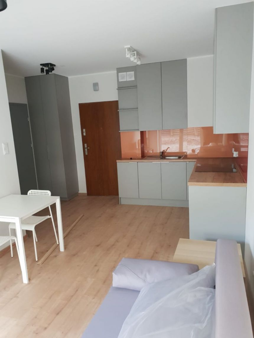 Wieliczka, 2 400 zł, 35 m2, M2 miniaturka 3