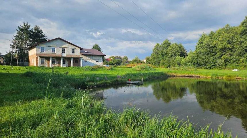 Piękna działka w Kolonii Wyżnianka-Kraśniku. Dom. - zdjęcie 1