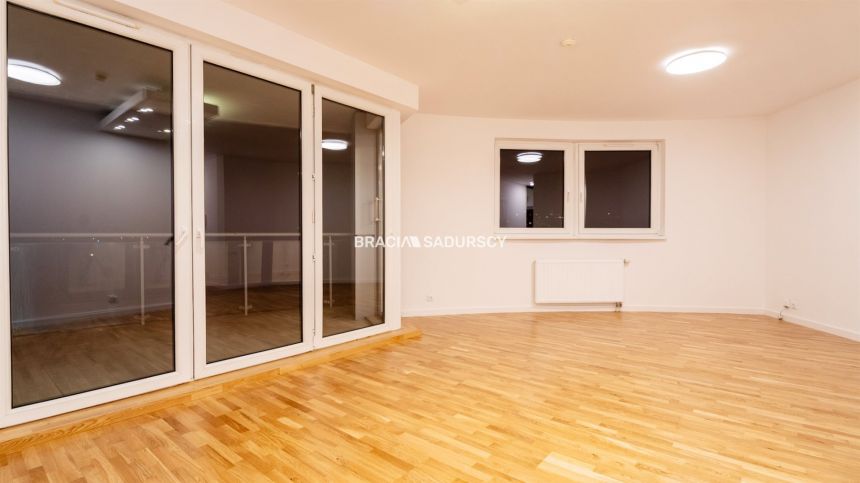 1 pok apartament 37m2 z dużym balkonem! miniaturka 4