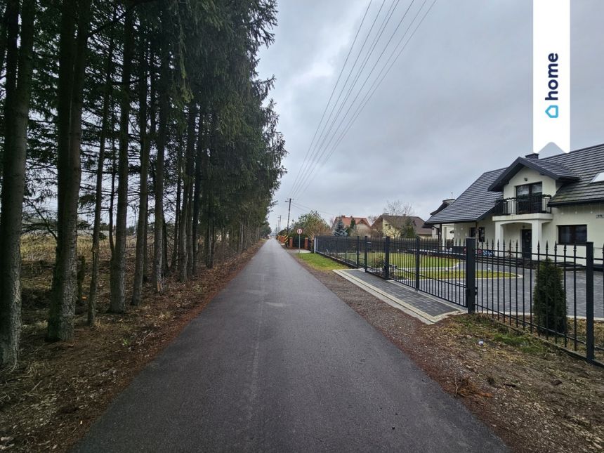 Budowlana działka z domkiem letniskowym. miniaturka 2