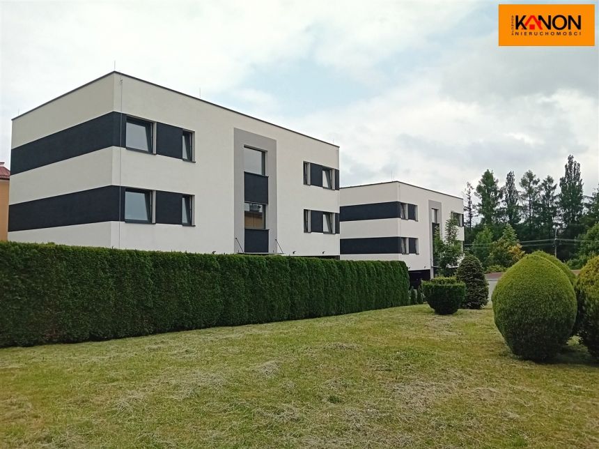 Bielsko-Biała Górne Przedmieście, 655 424 zł, 58.52 m2, aneks kuchenny połączony z salonem - zdjęcie 1