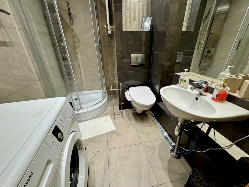 Nowoczesny, wygodny apartament z garażem w Centrum miniaturka 23