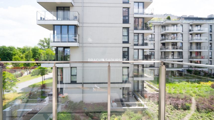 Nowoczesny apartament z tarasem w sercu Zabłocia miniaturka 13