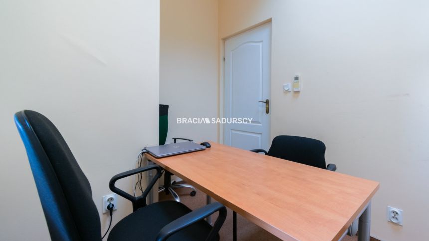 Atrakcyjny lokal w pobliżu Ronda Mogilskiego miniaturka 9