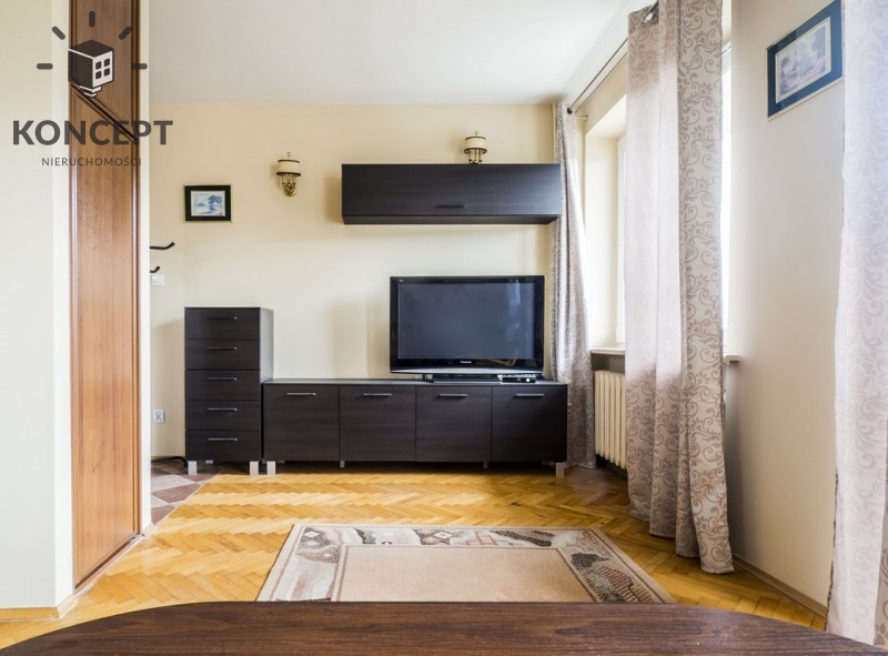 Komfortowe mieszkanie | 2-pok | Balkon | Centrum miniaturka 6