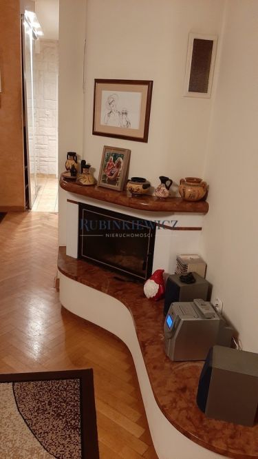 Wrzeciono,seg205,8m2/2.1mln zł,6pok,garaż,metro
