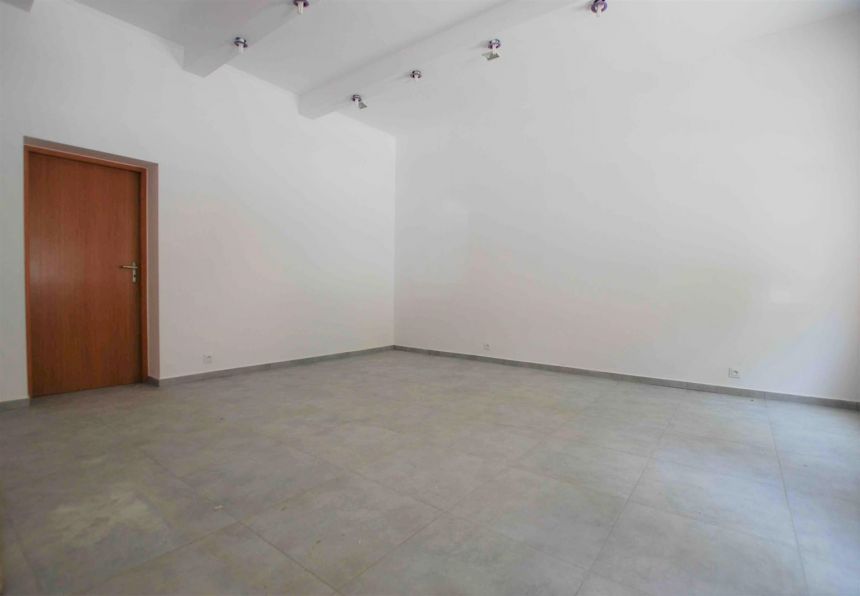 Lokal parterowy w centrum  67 m2 miniaturka 4