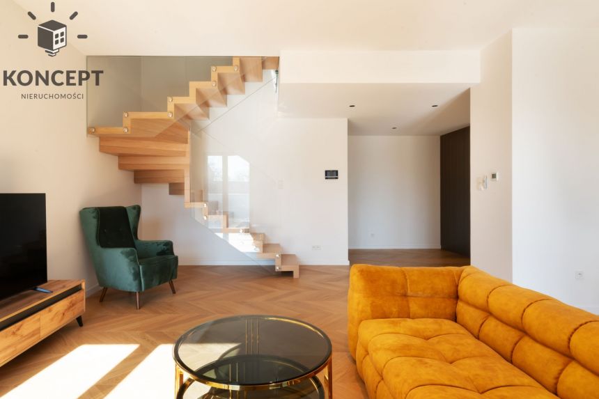 3 pok. | Balkon | Garderoba | Widok na miasto miniaturka 3
