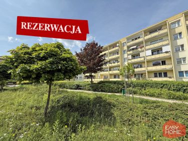 Przestronne/ blisko PST/ zieleń/ balkon