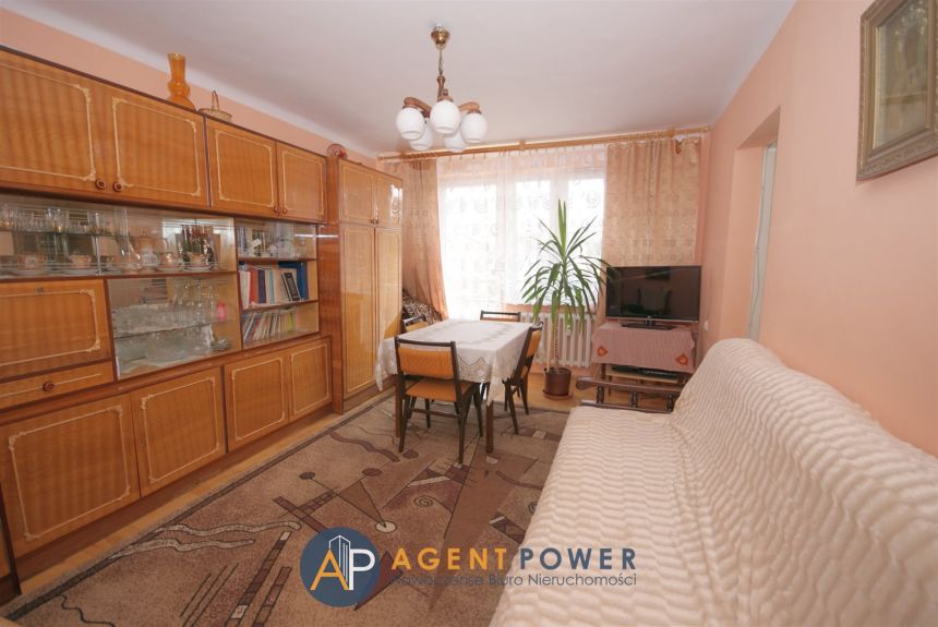 Mieszkanie w centrum Miechowa 3-pokojowe 53m2 miniaturka 4